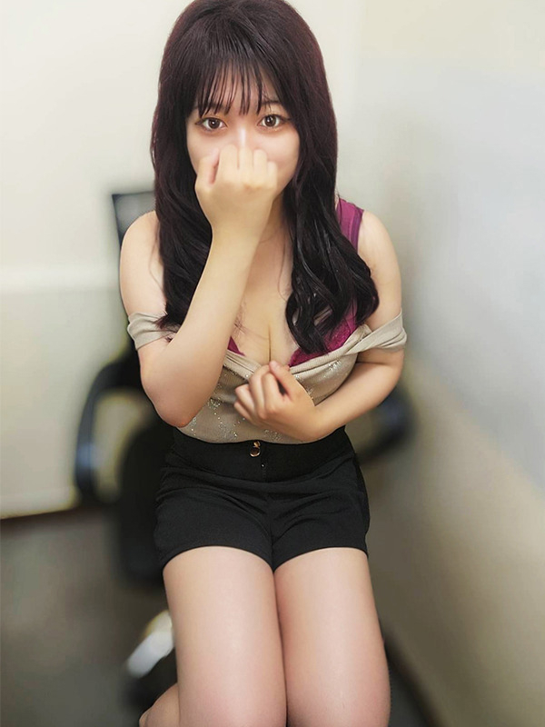 ももあ